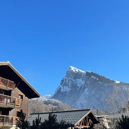 Cosy Avec Piscine, Terrasse Et Parking, Proche Du Centre Et Des Commodites, Arret Ski-bus A 50m - Fr-1-624-149